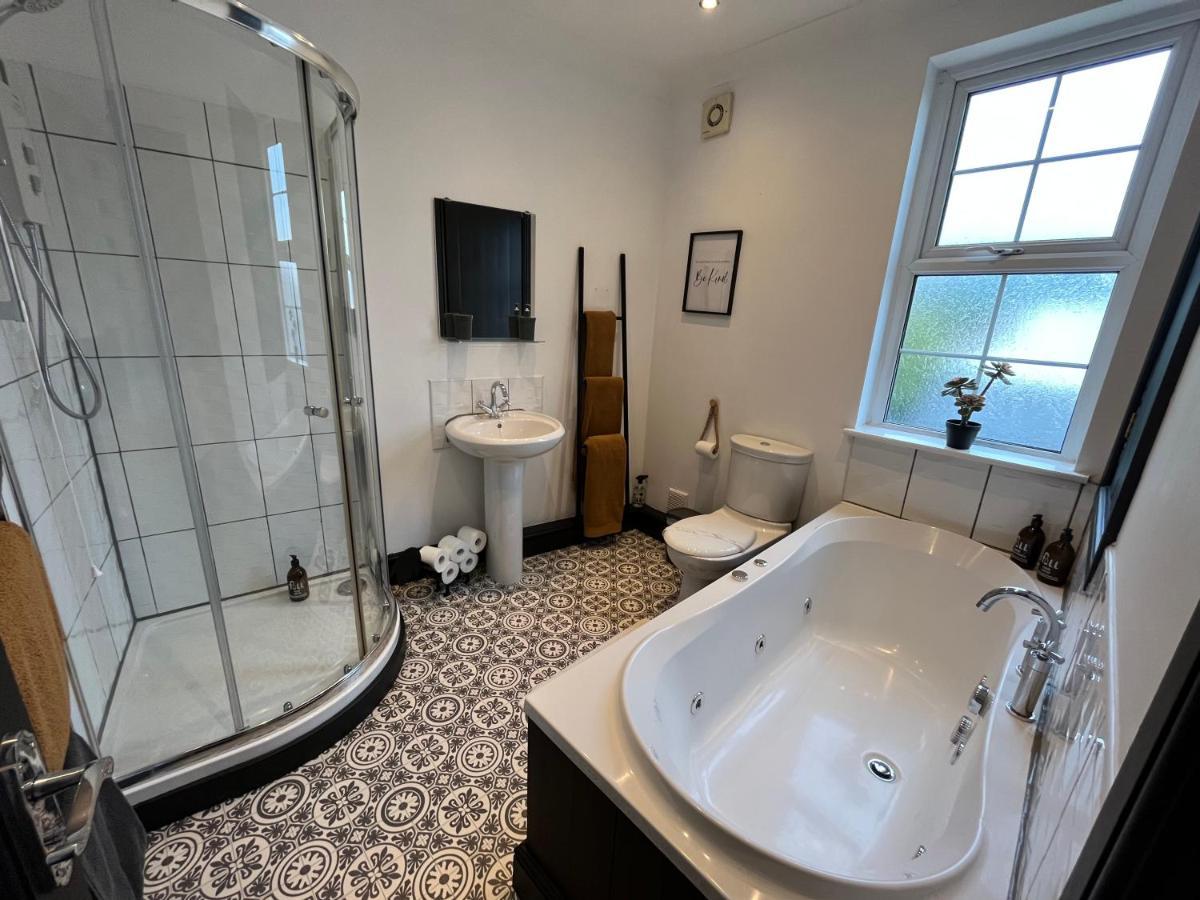 Contemporary & Chic Inner Terrace 5 Mins From Barnsley Town Centre 외부 사진